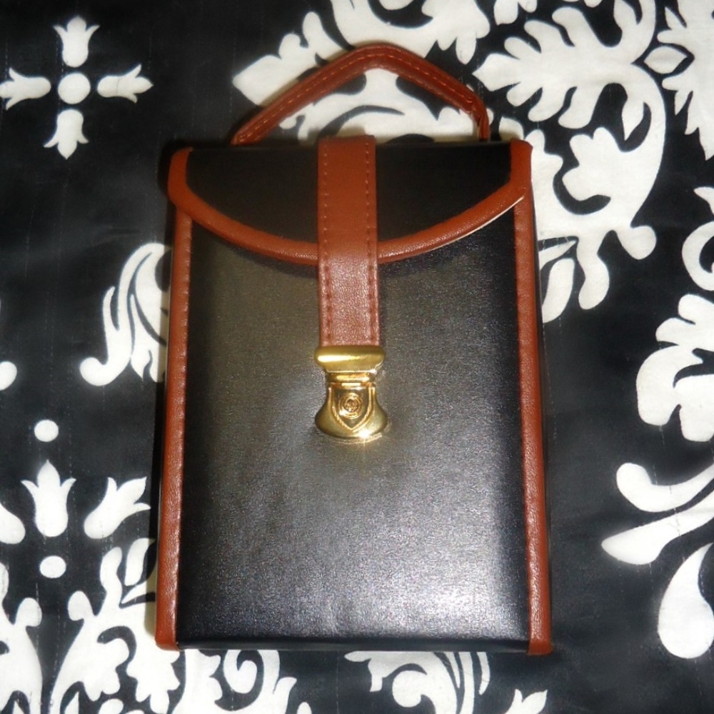 JEWELRY TRAVEL CASE